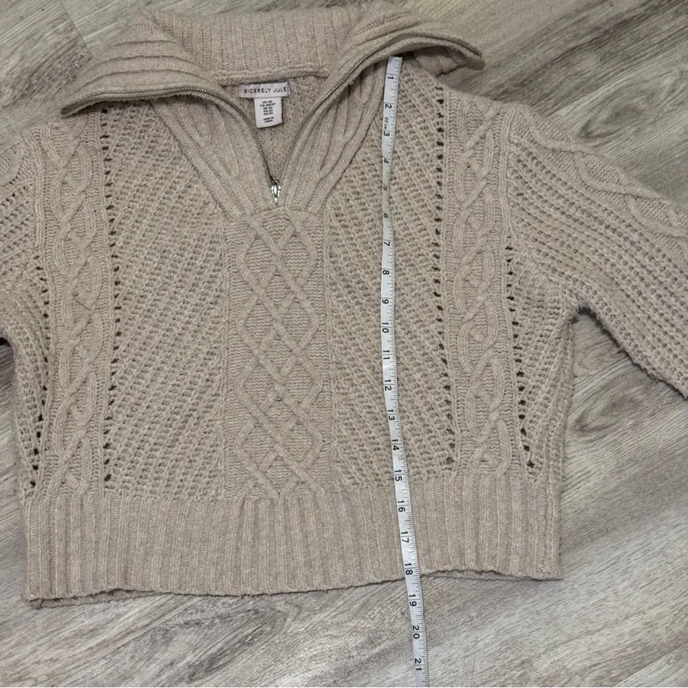 NEW Sincerely Jules Cable Knit Beige Cropped Sweater - Size XS - NEW $168 - Picture 5 of 6